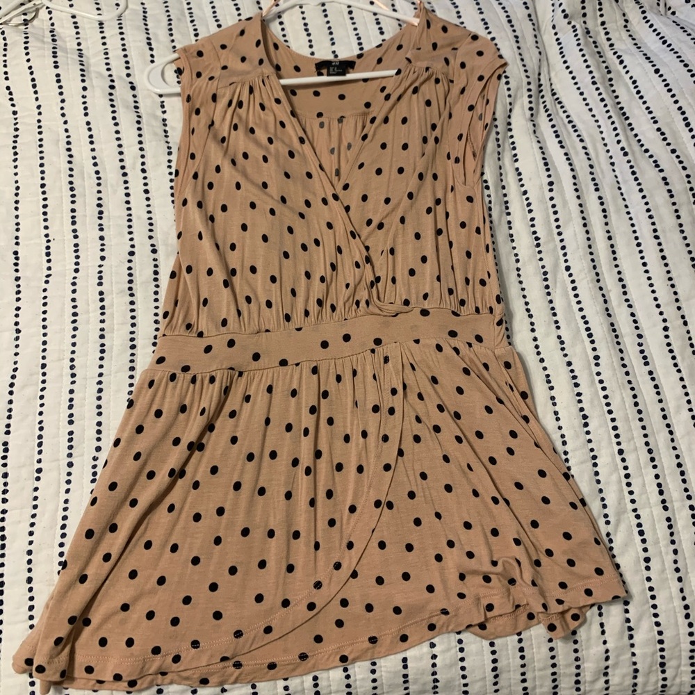 Short sleeve H&M polka dot shirt